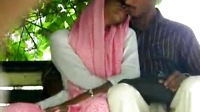 नि: शुल्क अश्लील कोई पंजीकरण  छोटे स्तन मूवी सेक्सी हिंदी पेटिट आईडी के साथ आज की हॉट प्लान